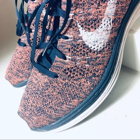 Nike Flyknit Lunar1+ Squadron Blue Atomic Pink Womens USA Size 7.5 UK 5 EUR 38.5 - Picture 9 of 11